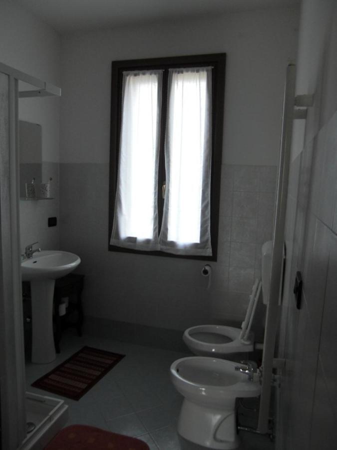 Casa D'Oro Rooms เมสเตร ห้อง รูปภาพ